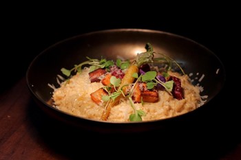  Creamy trumpet rissotto, vegetable chips and kimchee emulsion - Image 1