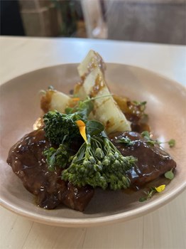  Mellow Iberian pork cheeks and fried yucca - Image 1